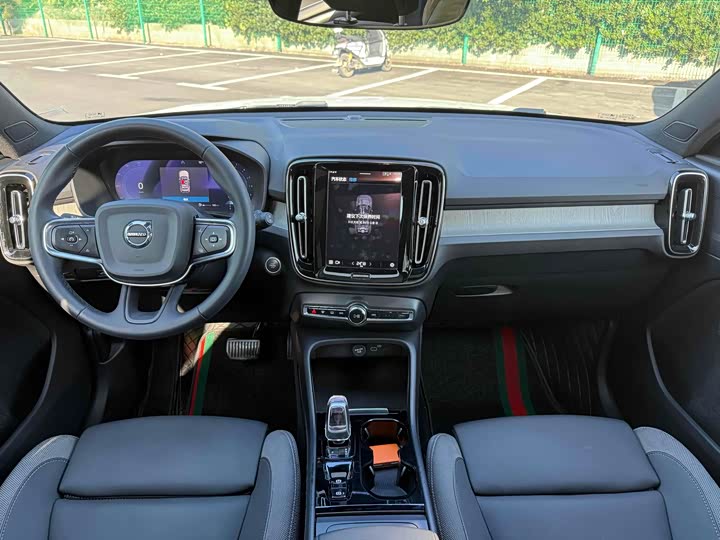 Volvo XC40 2024 2024款 B3 智远豪华版