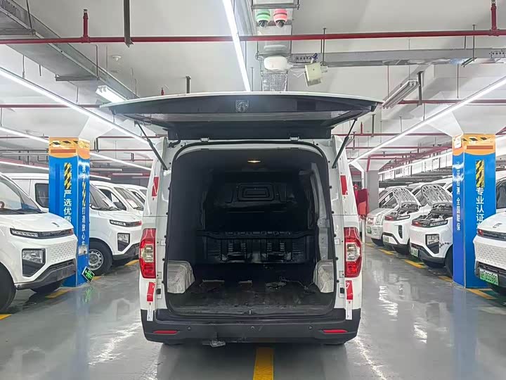 Maxus EV30 2021 2021款 纯电智能物流专家长轴宁德时代