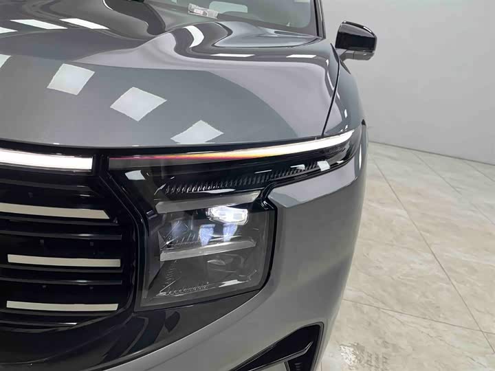 Ford Edge 2025 2025款 锐界L 2.0T EcoBoost E混动四驱七座至尊型