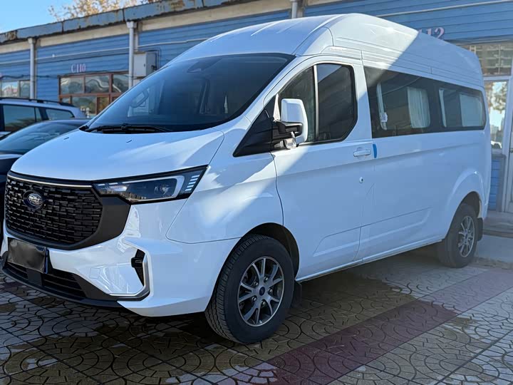 Ford Transit 2023 2023款 2.0T汽油自动多功能商用车短轴低顶5/6座