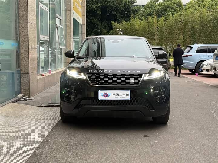 Land Rover Range Rover Evoque L Hybrid 2022 2022款 极光L P300e 插电式电动混合版