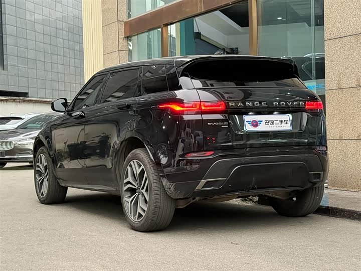 Land Rover Range Rover Evoque L Hybrid 2022 2022款 极光L P300e 插电式电动混合版