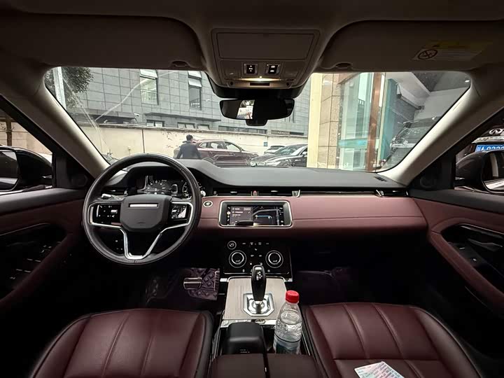 Land Rover Range Rover Evoque L Hybrid 2022 2022款 极光L P300e 插电式电动混合版