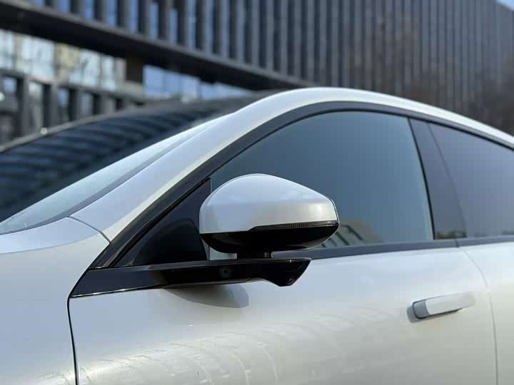 Polestar 4 2024 2024款 双电机长续航PLUS 双星互联版