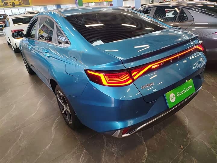 Geely Emgrand L 2022 2022款 1.4T CVT至尊型