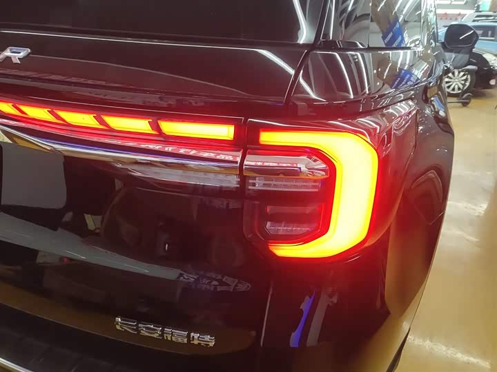 Ford Explorer 2023 2023款 EcoBoost 285 四驱钛金版 7座