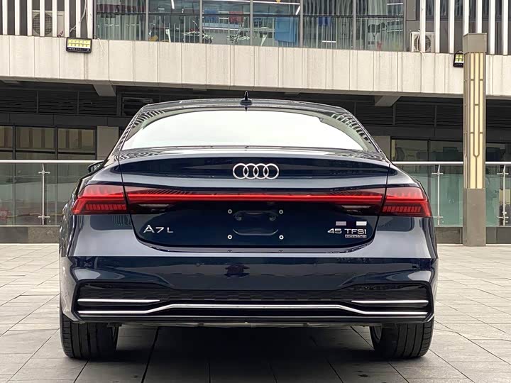 Audi A7L 2024 2024款 45 TFSI quattro 奢享型
