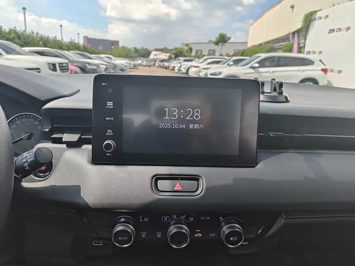 Honda Vezel 2023 2023款 1.5L CVT精英版