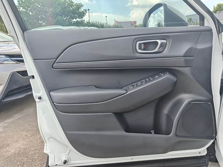 Honda Vezel 2023 2023款 1.5L CVT精英版