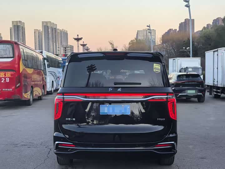 Hongqi HQ9 2023 2023款 2.0T 智联旗享版