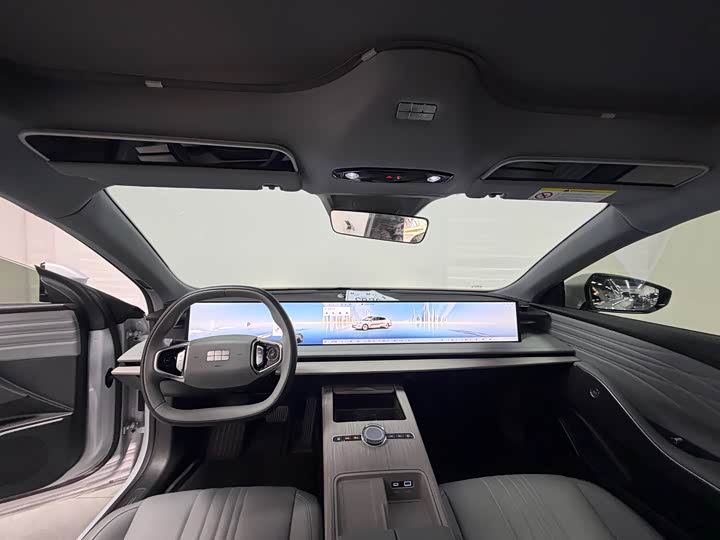 Geely Galaxy E8 2024 2024款 550km 后驱龙腾版