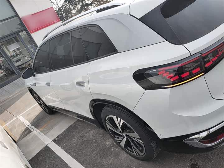 2024 Volkswagen ID.6 Crozz