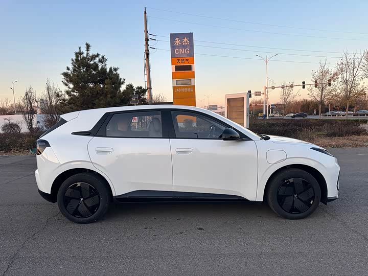 BAIC Arcfox T1 2025 2025款 425 PRO