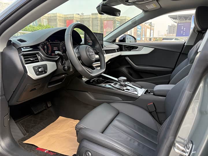 Audi A5 2024 2024款 Sportback 40 TFSI quattro 豪华动感型