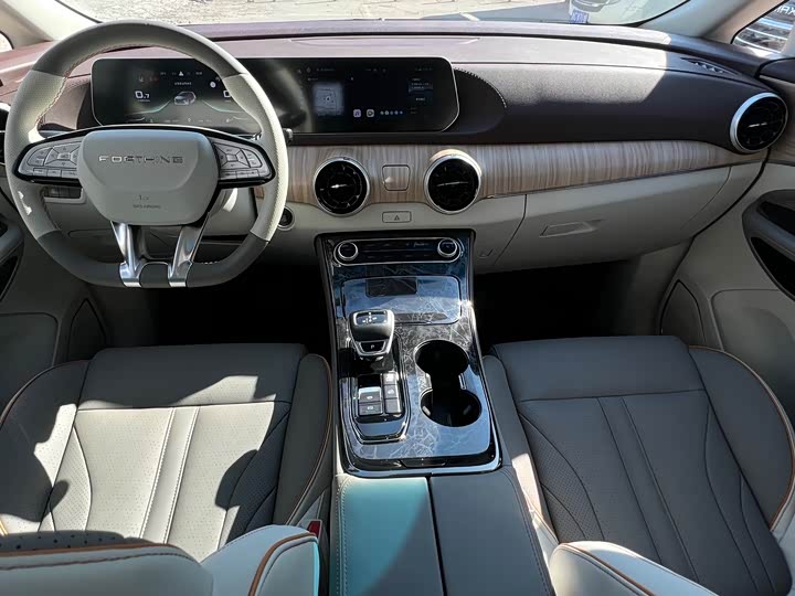 Dongfeng Forthing Yacht 2022 2022款 1.5T DCT逐浪版