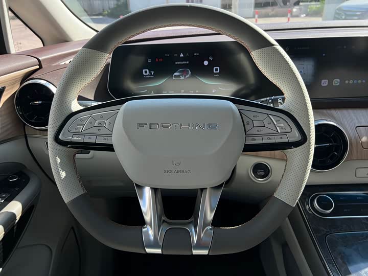 Dongfeng Forthing Yacht 2022 2022款 1.5T DCT逐浪版