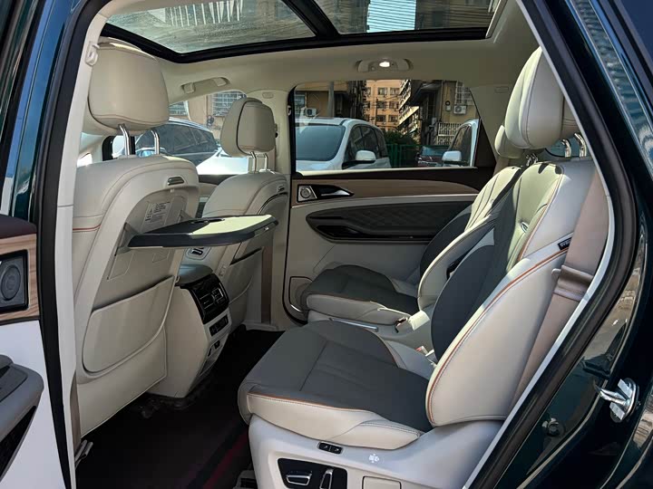 Dongfeng Forthing Yacht 2022 2022款 1.5T DCT逐浪版