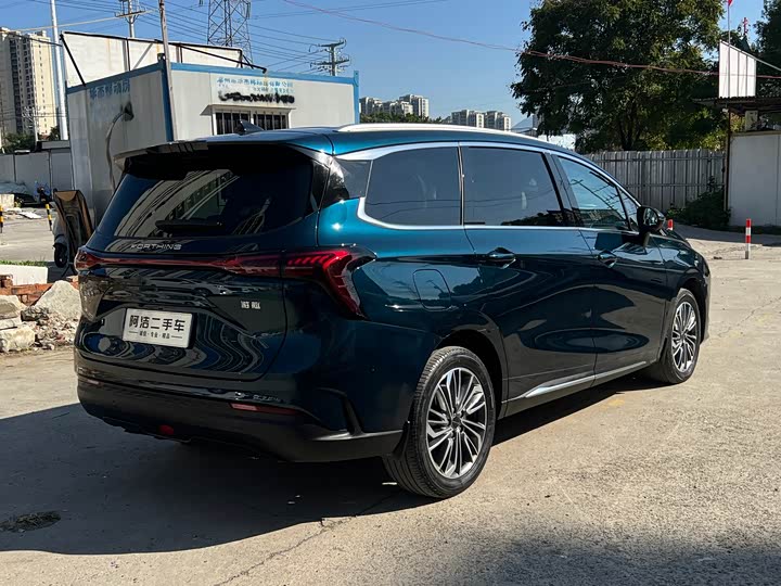 Dongfeng Forthing Yacht 2022 2022款 1.5T DCT逐浪版