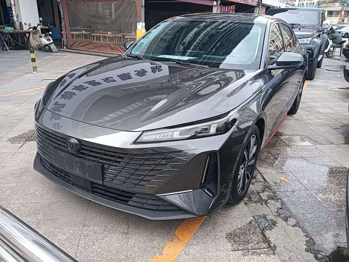 Changan Yida 2023 2023款 蓝鲸NE 1.5T GDI DCT尊贵型