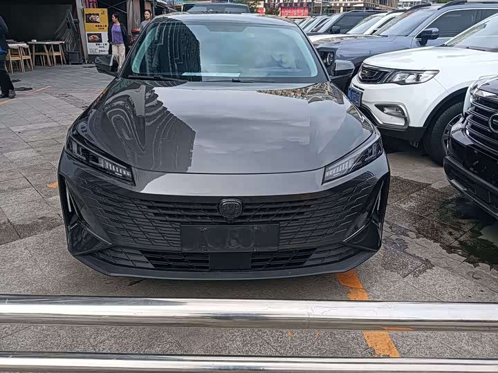 Changan Yida 2023 2023款 蓝鲸NE 1.5T GDI DCT尊贵型