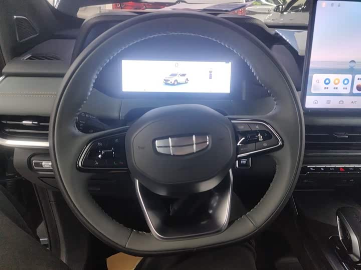 Geely Okavango L 2024 2024款 2.0T DCT尊贵型