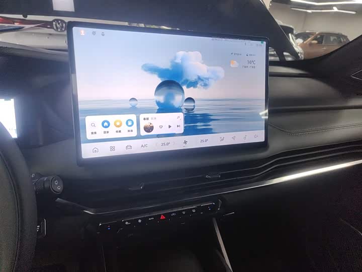 Geely Okavango L 2024 2024款 2.0T DCT尊贵型