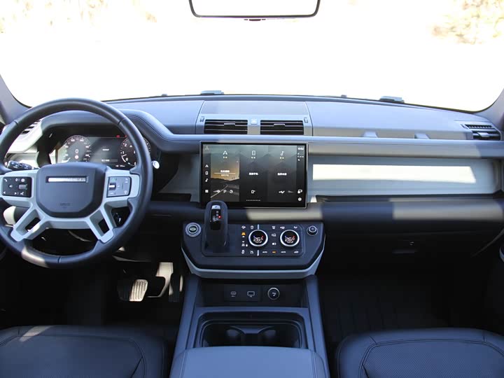 Land Rover Defender 2024 2024款 110 3.0T P400 XS