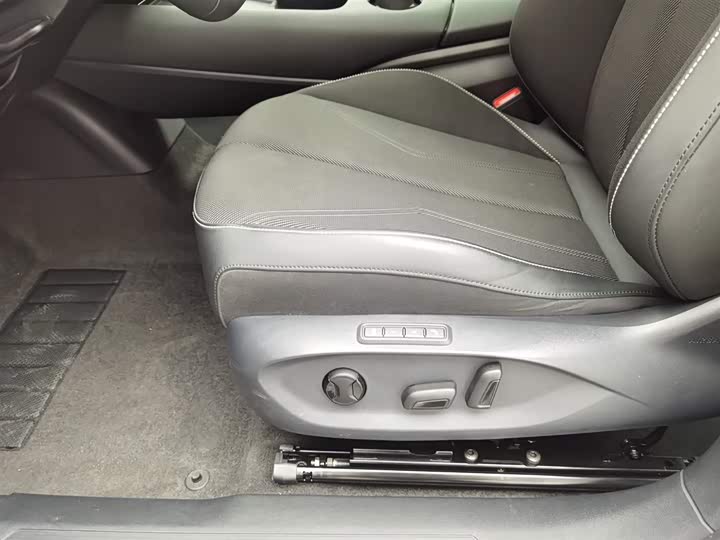 Volkswagen ID.Unyx 2024 2024款 Pro 长续航版