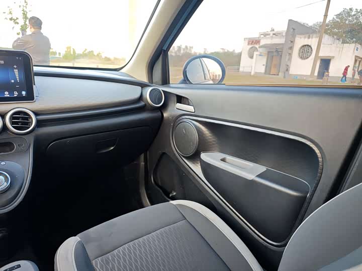 Ora Black Cat 2022 2022款 301km 基础型 三元锂