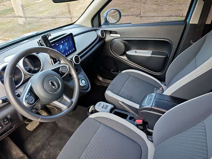 Ora Black Cat 2022 2022款 301km 基础型 三元锂