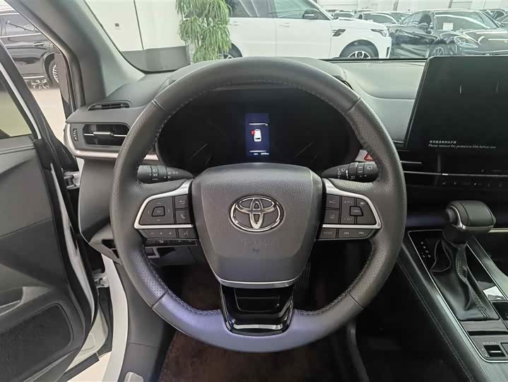 Toyota Sienna 2024 2024款 2.5L混动 四驱尊贵版