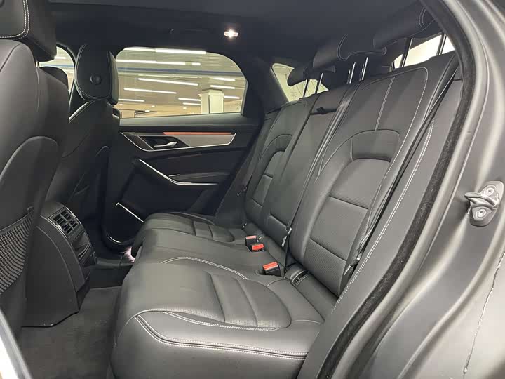 Jaguar F-Pace 2024 2024款 P250 R-Dynamic SE