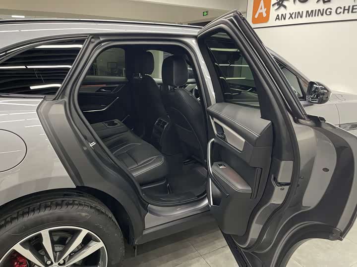 Jaguar F-Pace 2024 2024款 P250 R-Dynamic SE