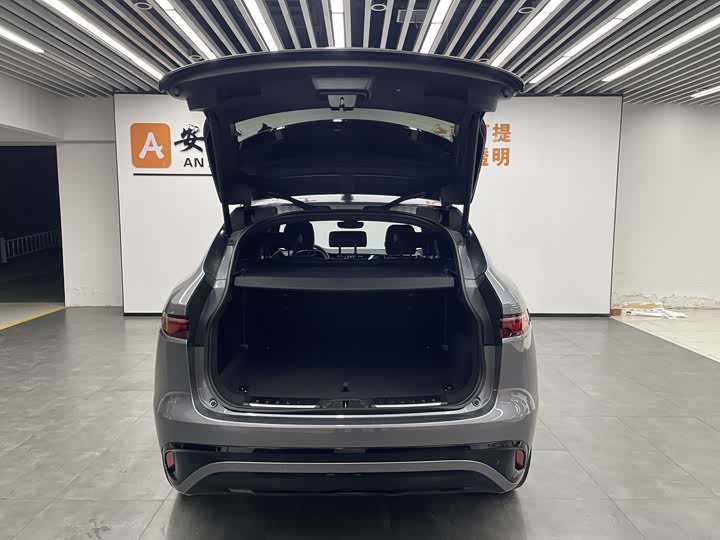 Jaguar F-Pace 2024 2024款 P250 R-Dynamic SE