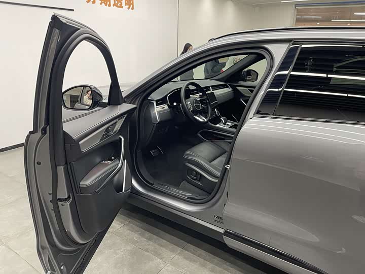 Jaguar F-Pace 2024 2024款 P250 R-Dynamic SE