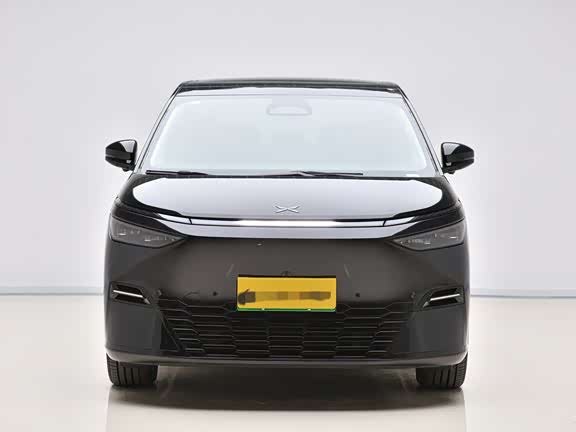 2025 XPeng X9