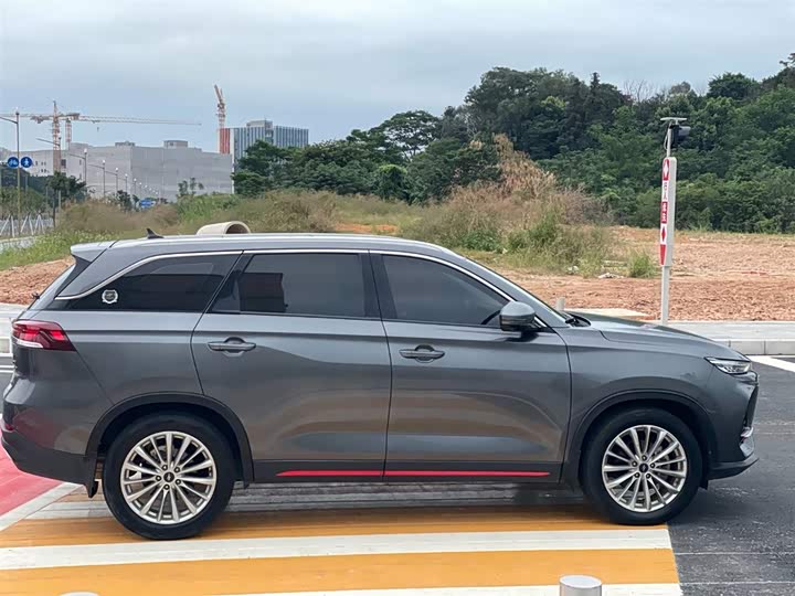 Changan Oshan X7 Plus 2022 2022款 1.5T 蓝鲸版自动尊贵型