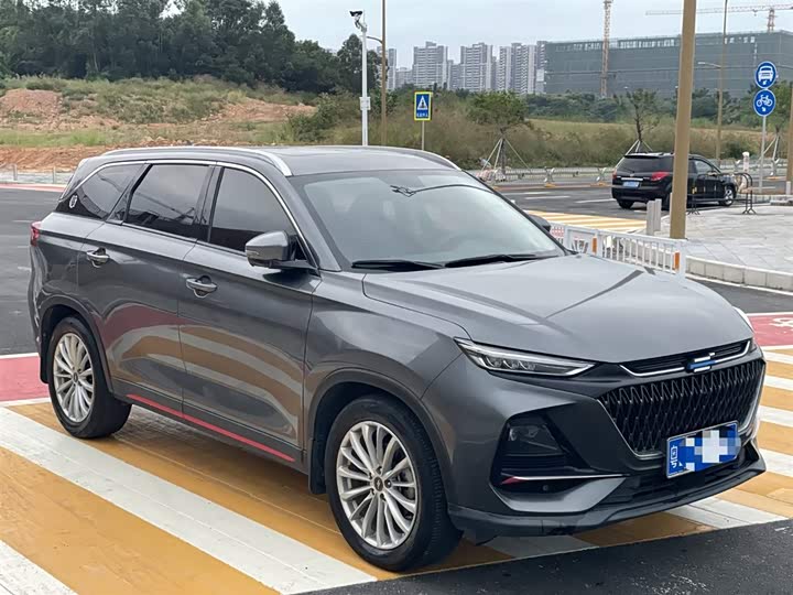Changan Oshan X7 Plus 2022 2022款 1.5T 蓝鲸版自动尊贵型