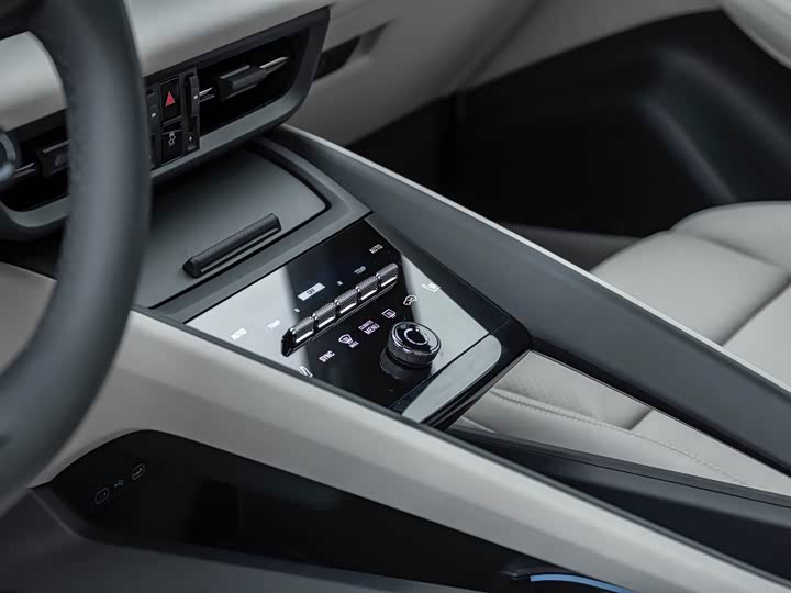 Porsche Macan EV 2024 2024款 Macan 长续航版