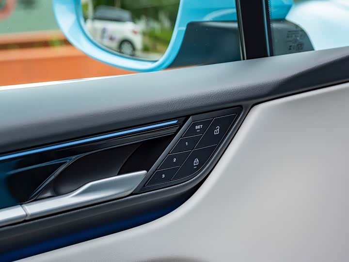 Porsche Macan EV 2024 2024款 Macan 长续航版