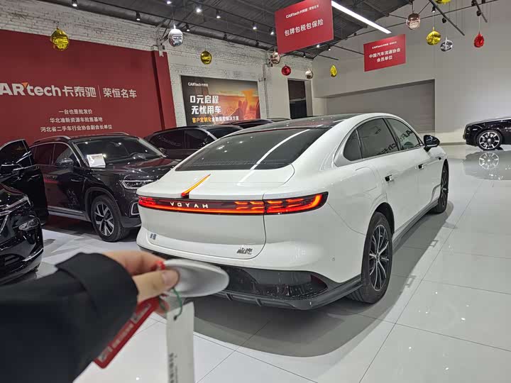 Voyah Passion 2024 2024款 PHEV 四驱超长续航行政版