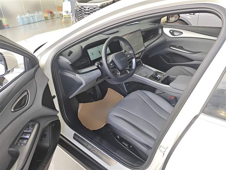 BYD Seal 07 DM-i Hybrid 2025 2025款 DM-i 1.5L 125km 豪华型