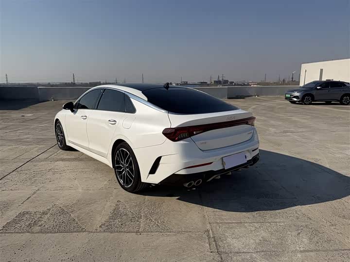 Kia K5 2021 2021款 380T GT-Line 旗舰版