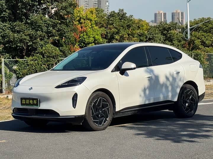 GAC Hyptec HT 2023 2023款 670 后驱特高压版