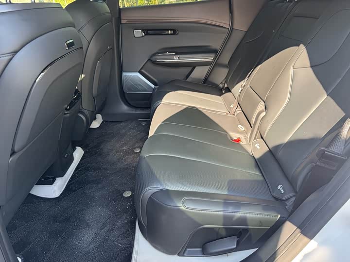 GAC Hyptec HT 2023 2023款 670 后驱特高压版