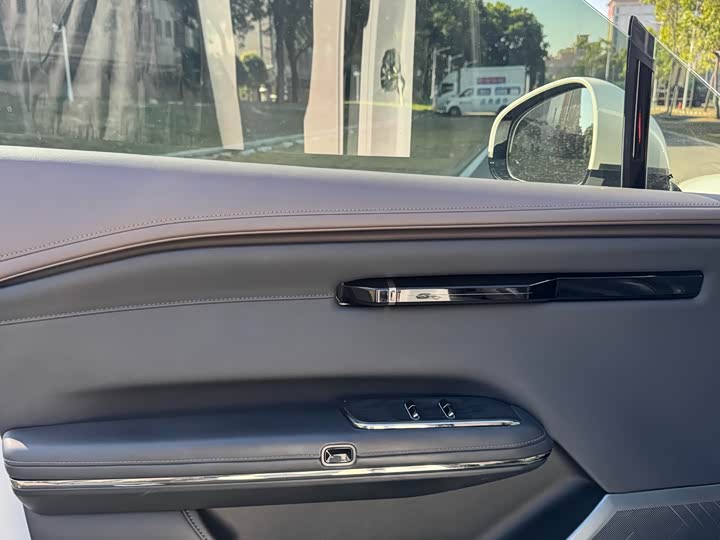 GAC Hyptec HT 2023 2023款 670 后驱特高压版