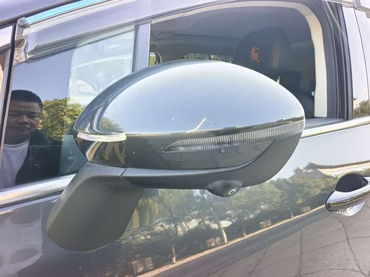 Dongfeng Forthing Yacht 2022 2022款 1.5T DCT逐浪版