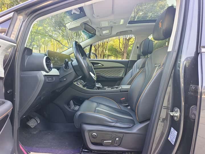 Dongfeng Forthing Yacht 2022 2022款 1.5T DCT逐浪版