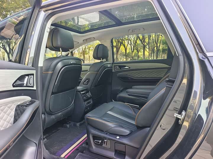 Dongfeng Forthing Yacht 2022 2022款 1.5T DCT逐浪版