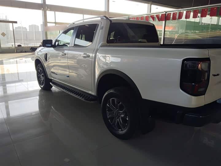 Ford Ranger 2023 2023款 野地四驱自动版 汽油